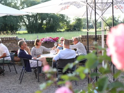 Gemütlicher Biergarten im Landgasthaus Splietker
