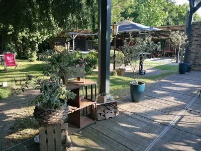 Gemütlicher Biergarten im hinteren Bereich vom Landgasthaus Splietker