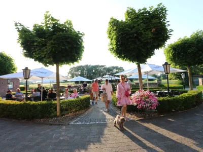 Abendstimmung im Biergarten im Landgasthaus Splietker